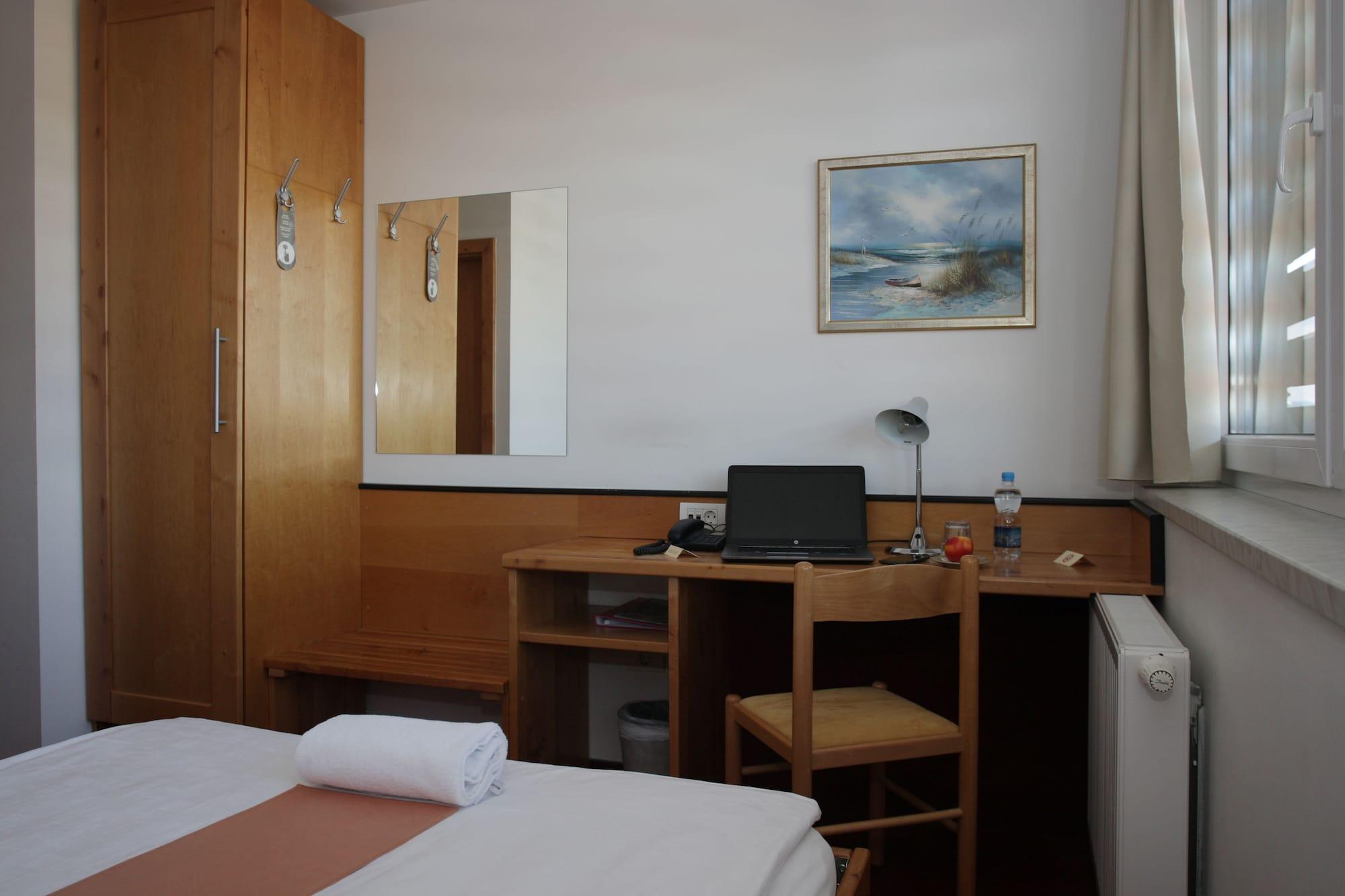Hotel Tabor Марибор Экстерьер фото