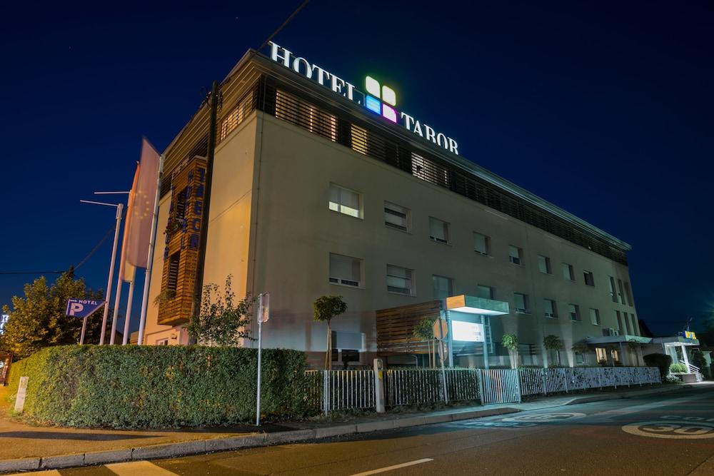 Hotel Tabor Марибор Экстерьер фото