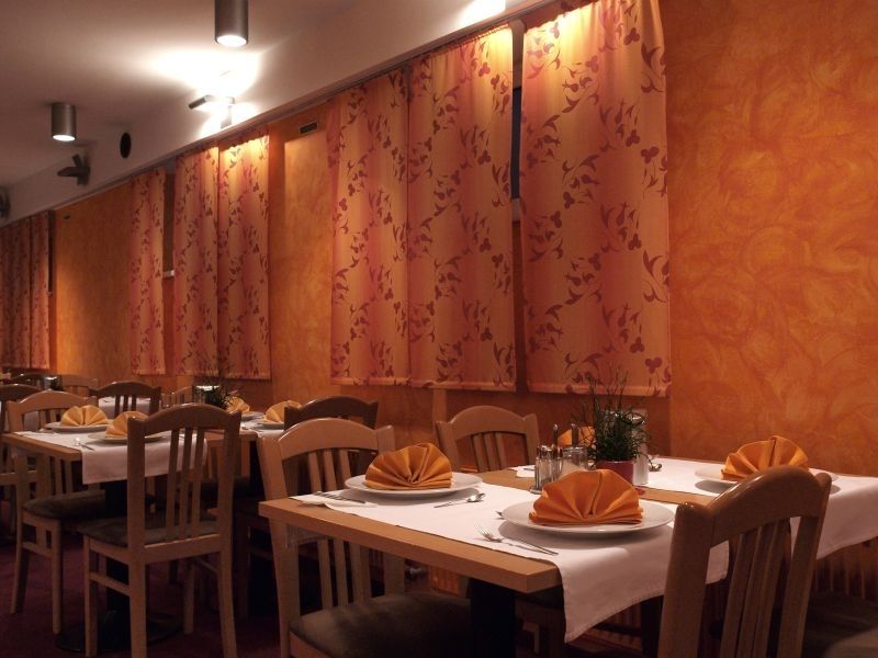Hotel Tabor Марибор Ресторан фото