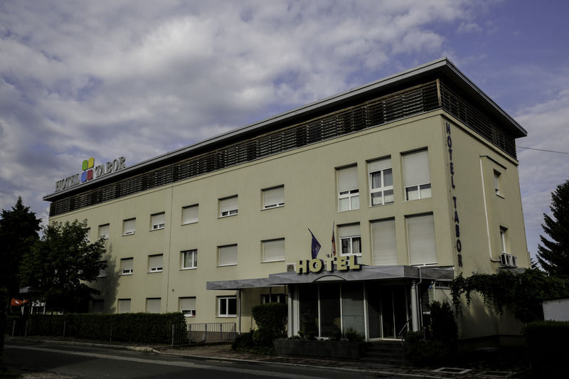 Hotel Tabor Марибор Экстерьер фото