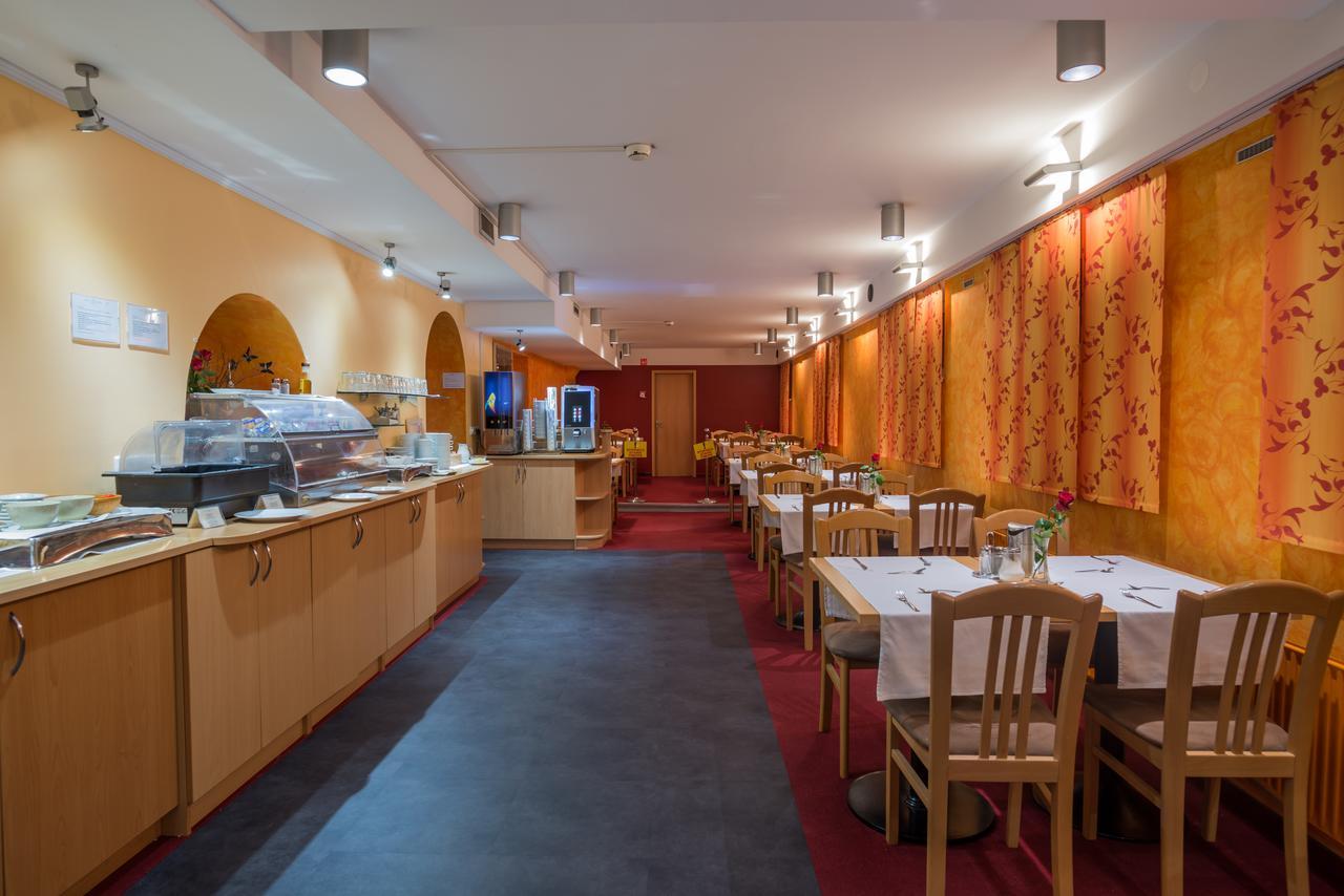 Hotel Tabor Марибор Экстерьер фото